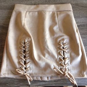 Beige pencil skirt excellent condition